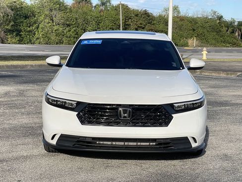 Used 2024 Honda Accord EX image 12