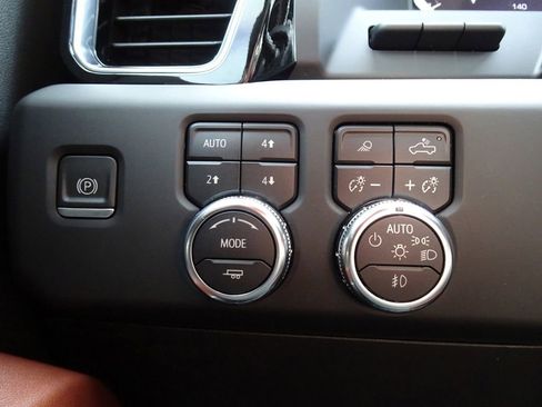 Used 2022 GMC Sierra 1500 Denali Ultimate image 25