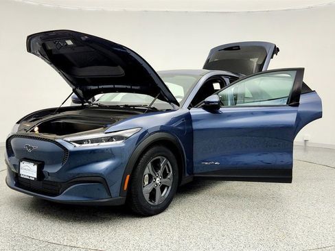 Used 2021 Ford Mustang Mach-E Select image 9