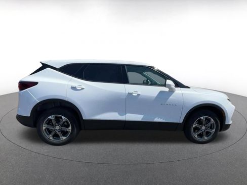 Used 2026 Chevrolet Blazer LT FWD image 15