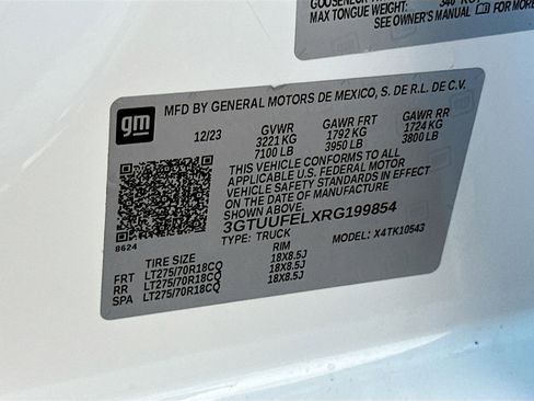 Used 2024 GMC Sierra 1500 AT4X AWD/4WD image 36