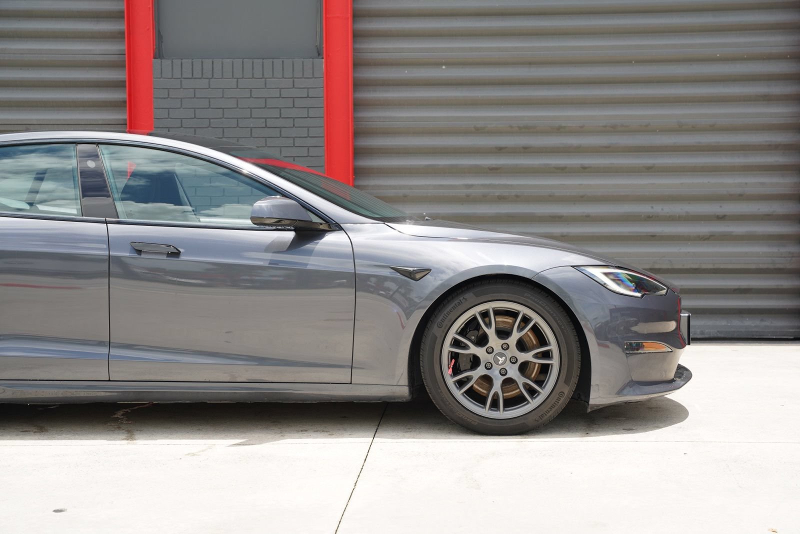 Used 2023 Tesla Model S AWD/4WD image 2