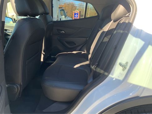 Used 2019 Buick Encore Sport Touring w/ Safety Package image 23