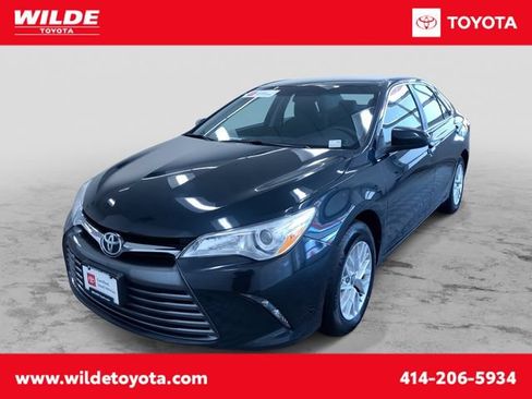 Certified 2016 Toyota Camry LE FWD image 1