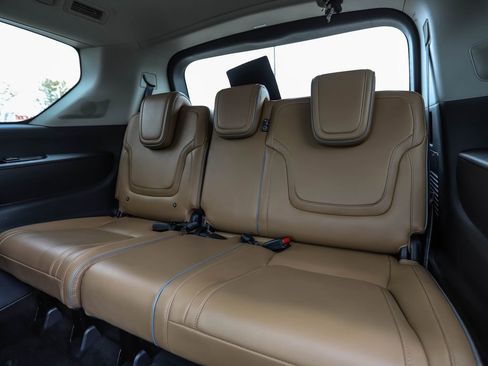 Used 2025 INFINITI QX80 Luxe AWD/4WD image 23