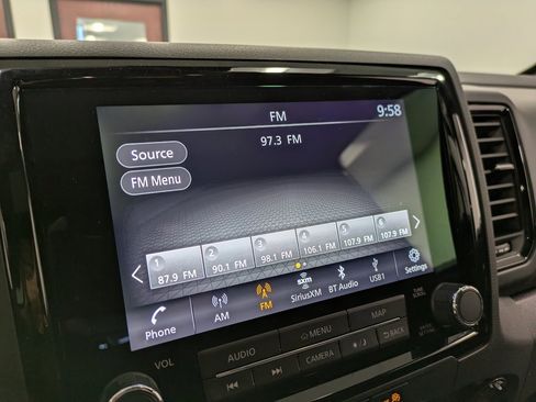 Used 2024 Nissan Frontier PRO-4X w/ Pro Premium Package image 12