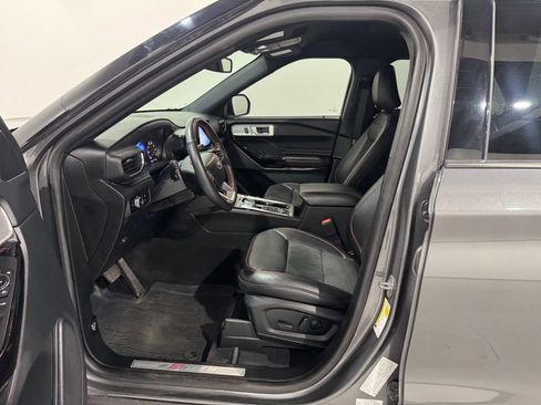 Used 2023 Ford Explorer ST-Line w/ Class IV Trailer Tow Package AWD/4WD image 15