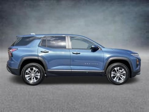 New 2026 Chevrolet Equinox LT w/ Convenience Package II image 4