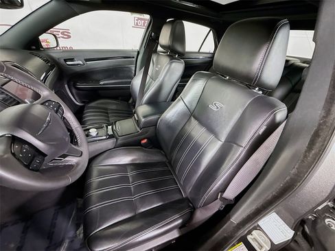 Used 2023 Chrysler 300 S image 28