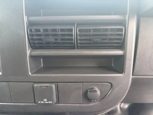 Used 2025 Chevrolet Express 2500 w/ Driver Convenience Package RWD image 24