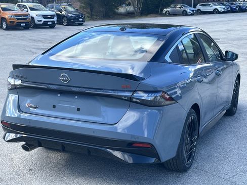 New 2026 Nissan Sentra SR w/ SR Premium Package FWD image 7