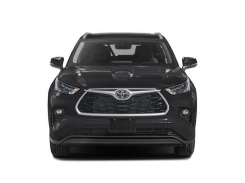Certified 2024 Toyota Highlander XLE AWD/4WD image 4