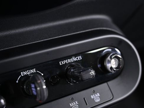 Used 2025 MINI Cooper S image 22