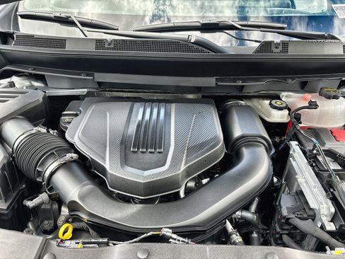 New 2026 Chevrolet Traverse LT w/ Midnight/Sport Edition AWD/4WD image 37