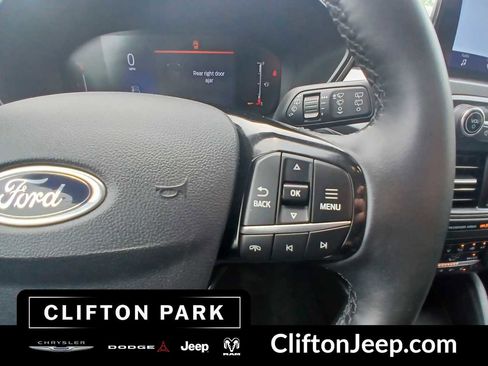 Used 2024 Ford Escape Active AWD/4WD image 23