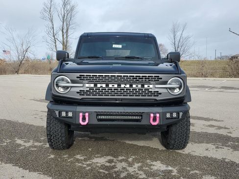 Used 2023 Ford Bronco Badlands image 2