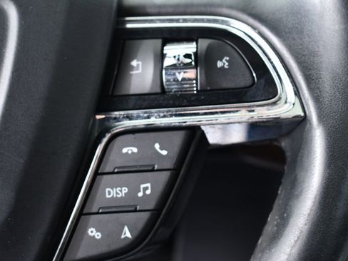 Used 2022 Lincoln Nautilus Reserve w/ Luxury Package AWD/4WD image 30