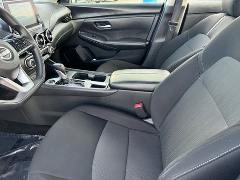 Used 2024 Nissan Sentra SV image 18