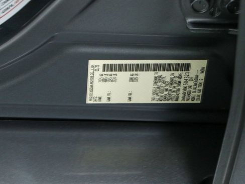 Used 2022 Nissan Maxima SV w/ Floor Mat Group FWD image 30