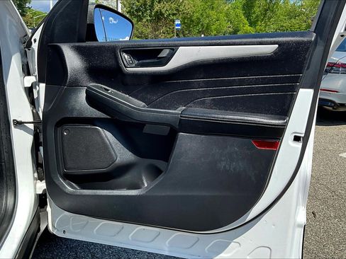 Used 2021 Ford Escape S image 18