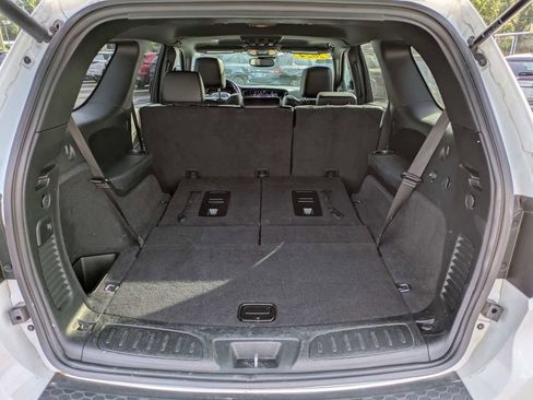 Used 2024 Dodge Durango GT AWD/4WD image 13