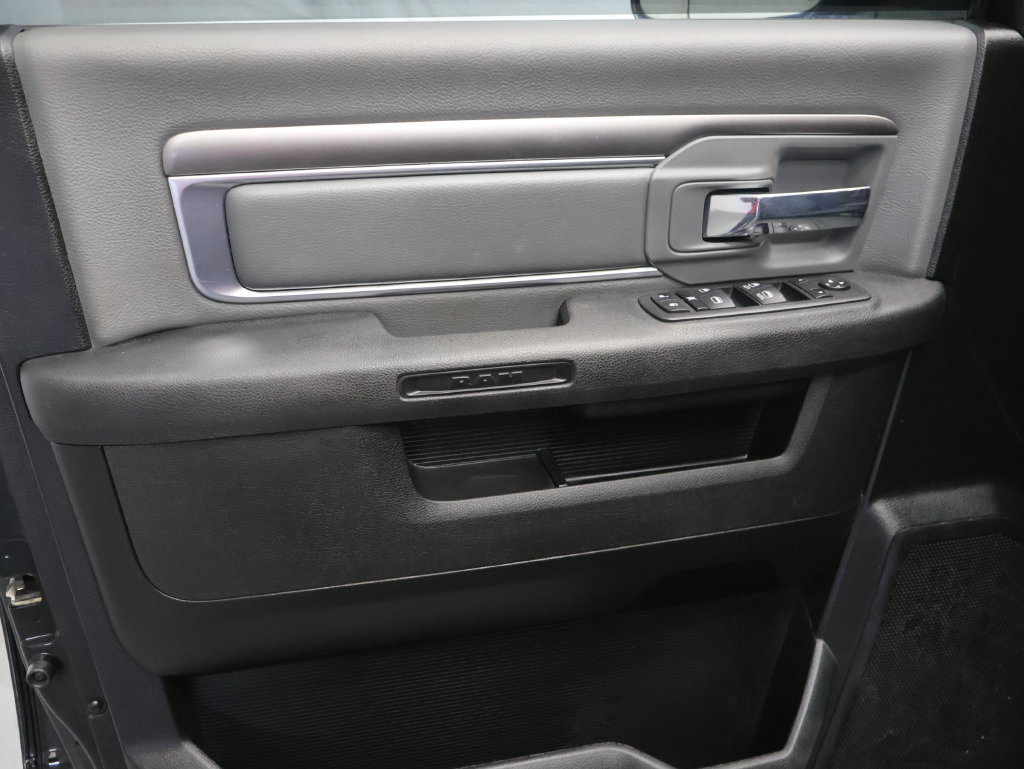 Used 2023 RAM 1500 Classic SLT w/ Trailer & Traction Group AWD/4WD image 15