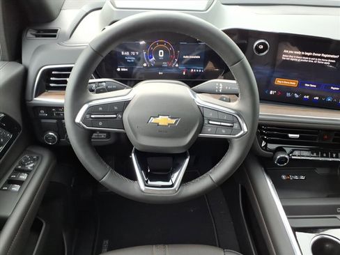 New 2026 Chevrolet Suburban High Country RWD image 34
