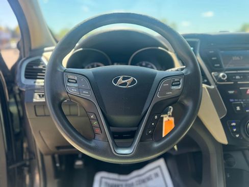 Used 2017 Hyundai Santa Fe Sport image 16