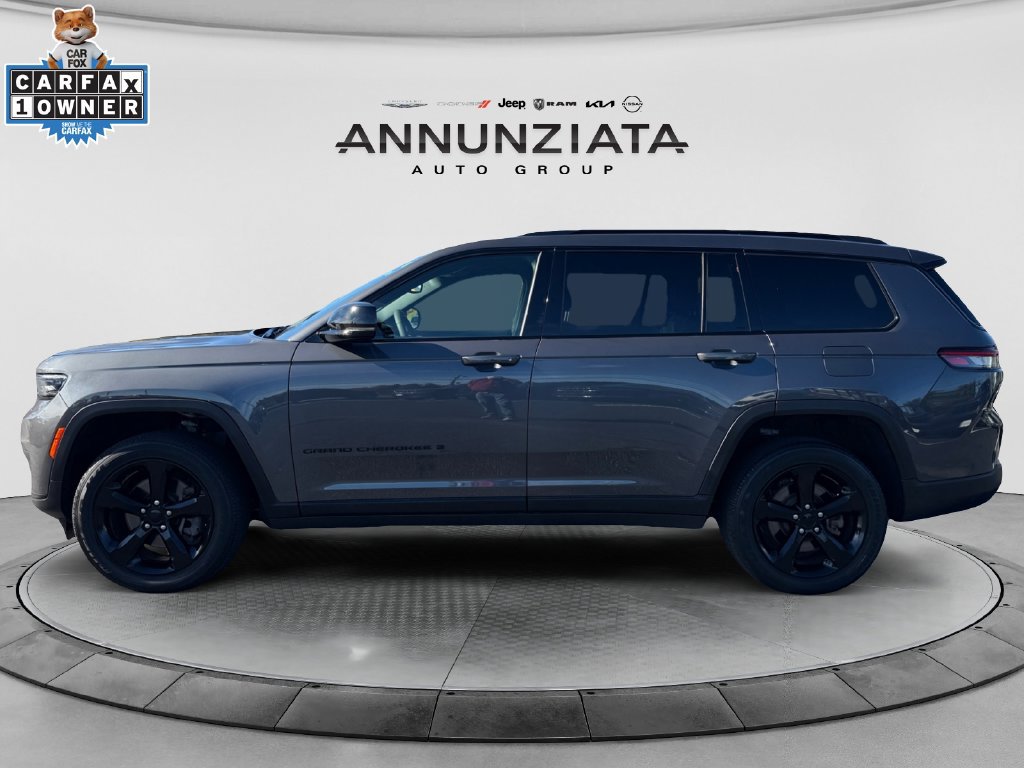 Used 2023 Jeep Grand Cherokee L Laredo AWD/4WD image 2