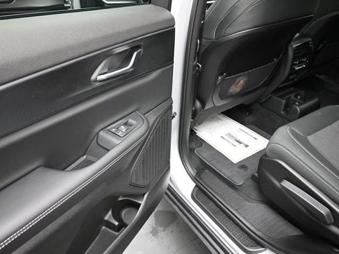 New 2026 Jeep Grand Cherokee L 4WD image 18