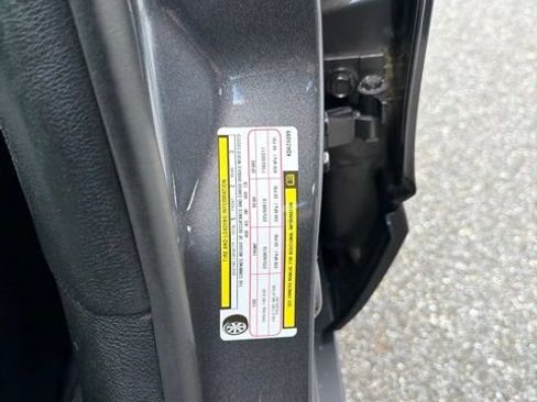 Used 2019 Jeep Cherokee Limited AWD/4WD image 27