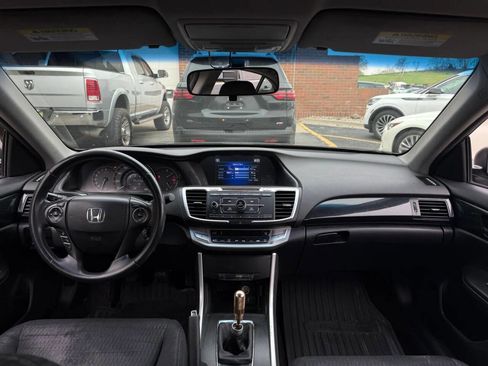 Used 2013 Honda Accord Sport image 11