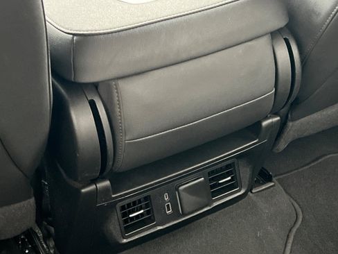 Used 2024 GMC Sierra 1500 SLT image 41