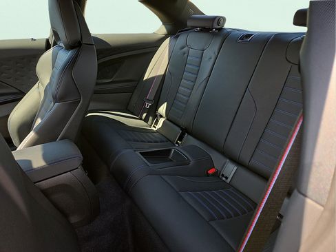 Used 2025 BMW M2 RWD image 11