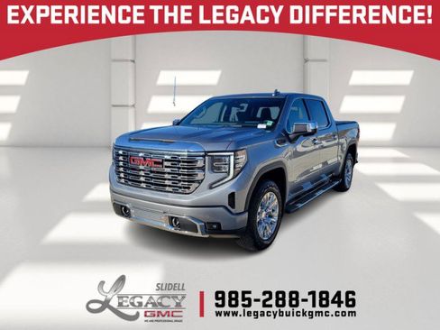 Used 2023 GMC Sierra 1500 Denali w/ Technology Package AWD/4WD image 1