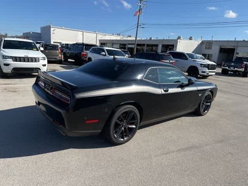 Used 2022 Dodge Challenger GT w/ Plus Package image 21