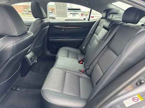 Used 2017 Lexus ES 350 350 w/ Navigation System Package image 25