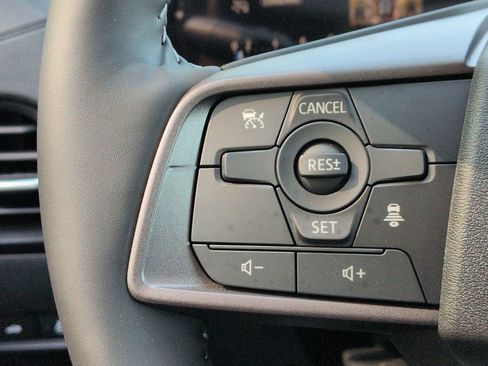 New 2026 Nissan Sentra SV w/ SV Convenience Package FWD image 18