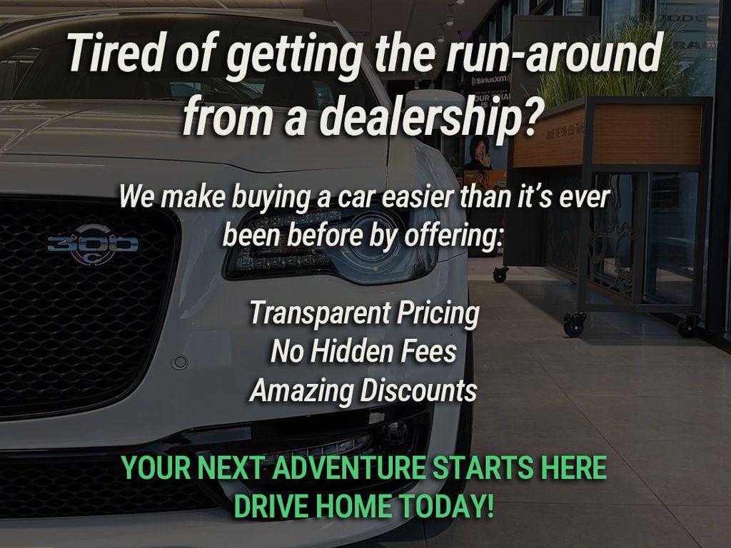 Used 2023 Jeep Grand Cherokee L Laredo AWD/4WD image 2