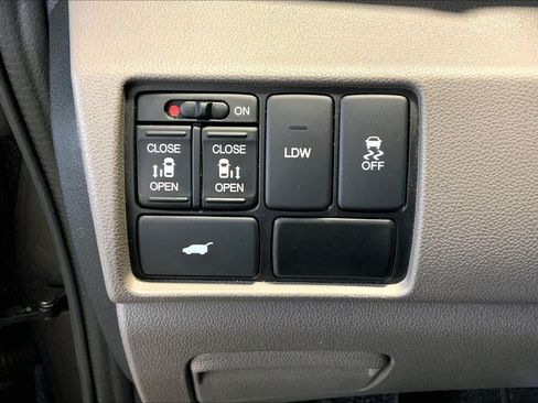Used 2016 Honda Odyssey EX-L image 34