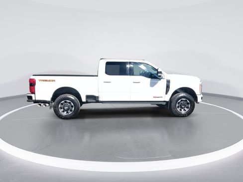Used 2023 Ford F250 Lariat w/ Tremor Off-Road Package image 9