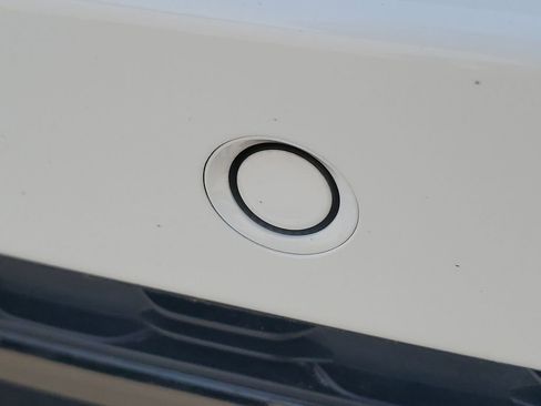 Used 2024 Jeep Grand Cherokee Altitude AWD/4WD image 32