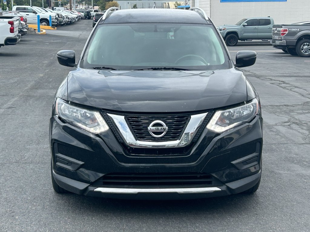 Used 2017 Nissan Rogue SV FWD image 10