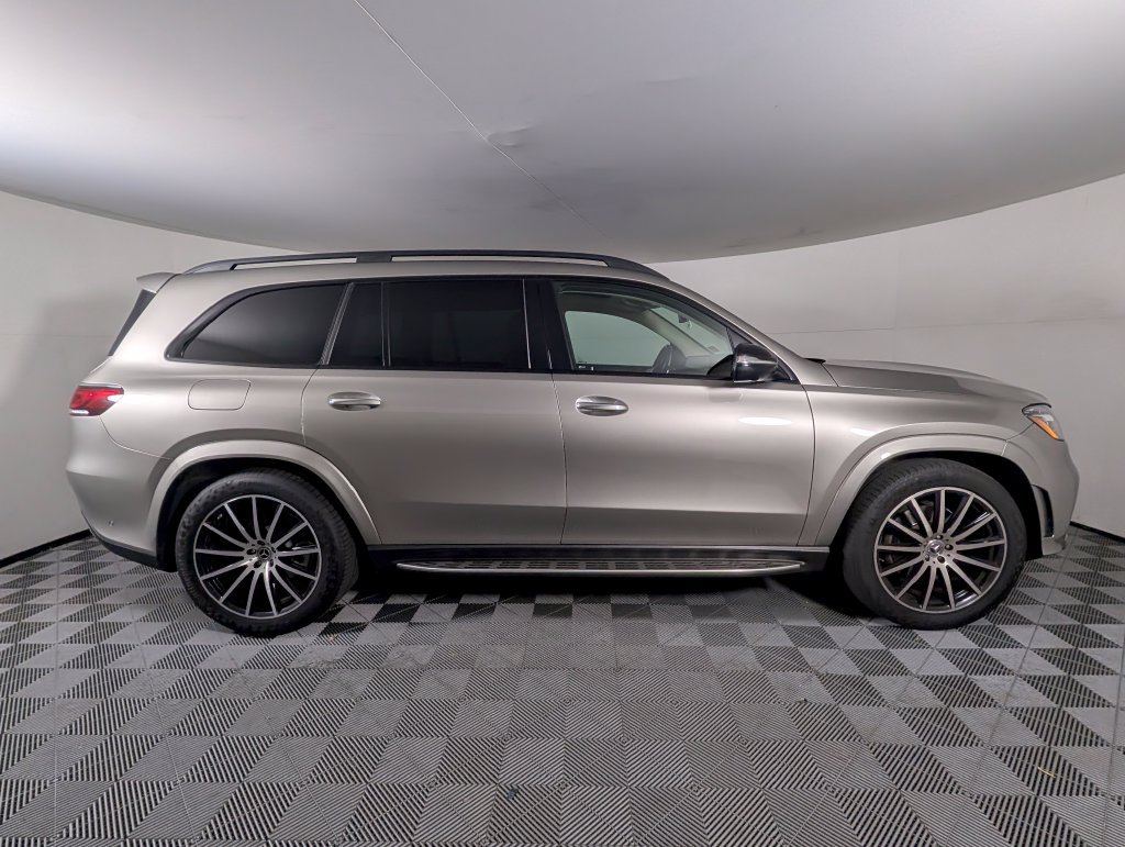 Used 2023 Mercedes-Benz GLS 450 4MATIC image 8