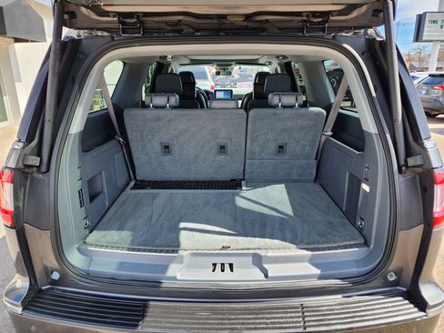 Used 2018 Lincoln Navigator L Reserve w/ Technology Package image 7