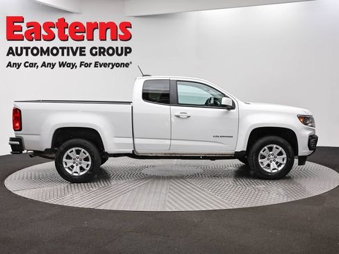 Used 2022 Chevrolet Colorado LT w/ Fleet Safety Package RWD image 4