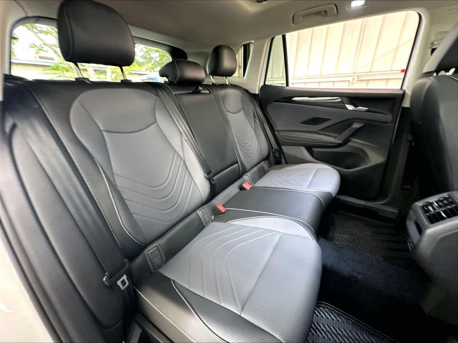 New 2026 Volkswagen Tiguan SE AWD/4WD image 10
