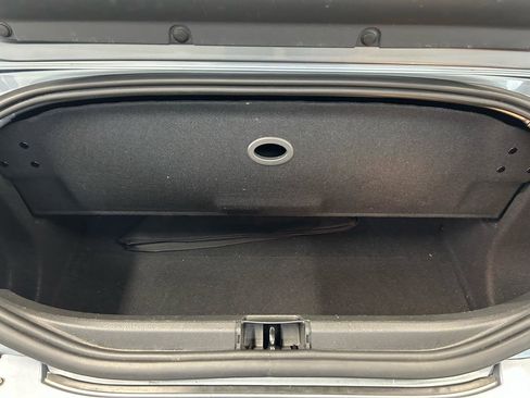 Used 2005 Chrysler Crossfire Limited image 28