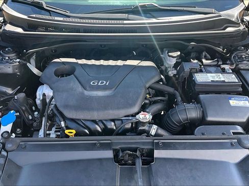 Used 2016 Hyundai Veloster w/ Option Group 02 FWD image 29