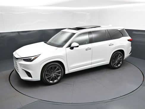 New 2026 Lexus TX 350 AWD image 32